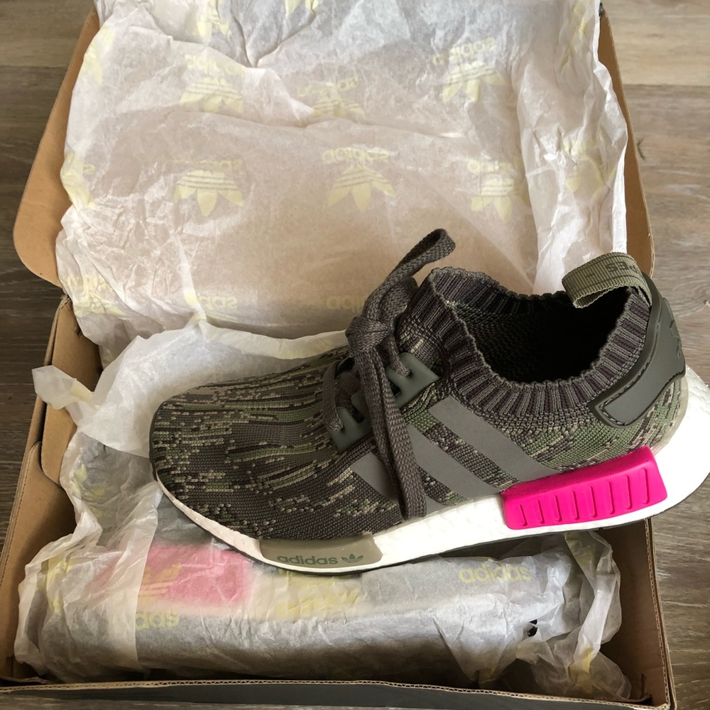 ✨Adidas NMD R1✨